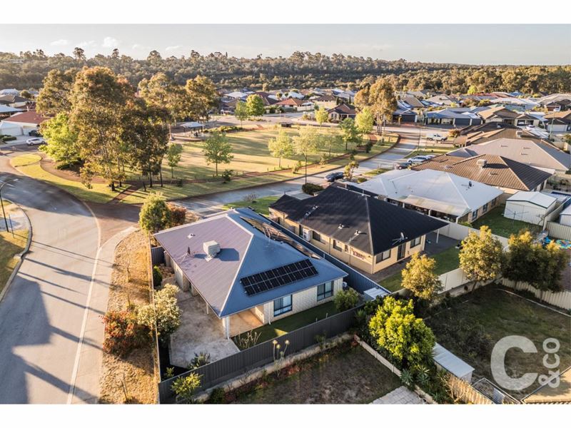 2 Budd Way, Bertram WA 6167