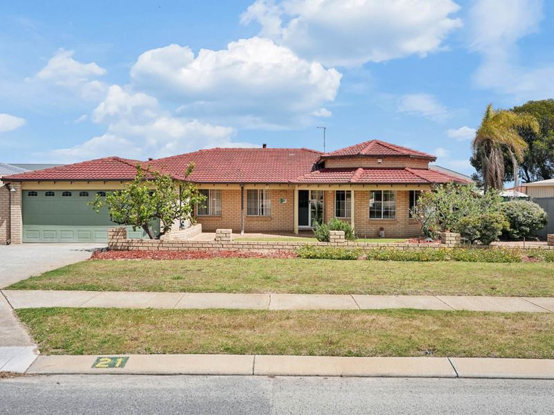 21 Tiller Road, Ocean Reef WA 6027