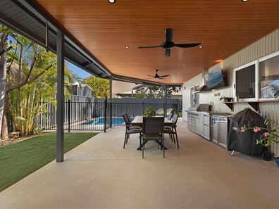 12 Nyamina Road, Baynton WA 6714