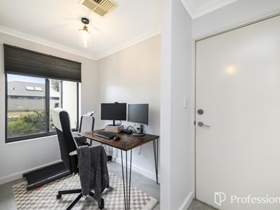 16 Adiantum Avenue, Byford WA 6122