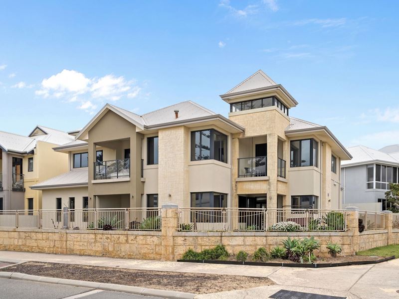 2 Salford Promenade, Mindarie