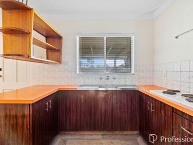 24 Phillip Grove, Kalamunda WA 6076