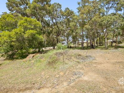 37 Hill Street, Gooseberry Hill WA 6076