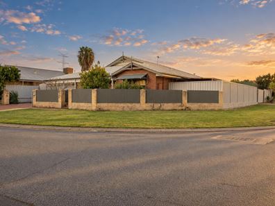 6 Ballard Mews, Success WA 6164