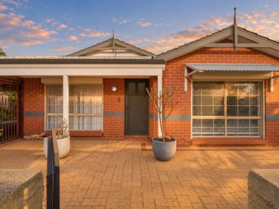 6 Ballard Mews, Success WA 6164