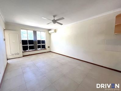 42A Banyard Avenue, Kelmscott WA 6111