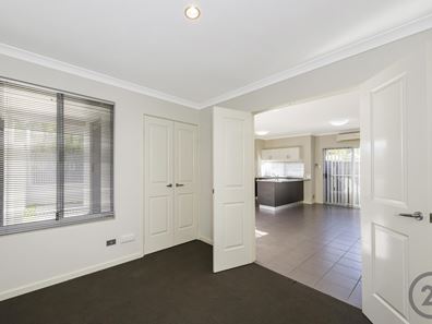 10A Kenton Way, Rockingham WA 6168