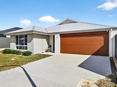 7 Kirrama Way, Yanchep WA 6035