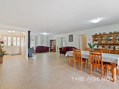 27 Grassy View, Gidgegannup WA 6083