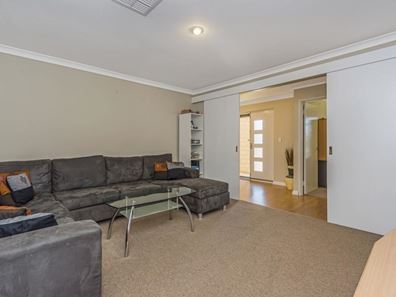 9 Watersun Gardens, Jindalee WA 6036