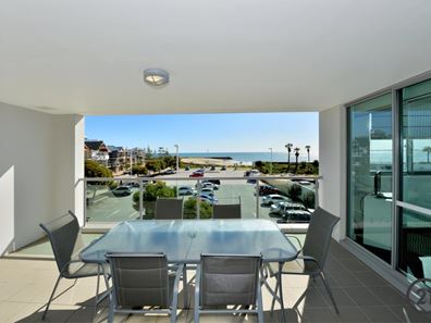 3201/16 Dolphin Drive, Mandurah WA 6210