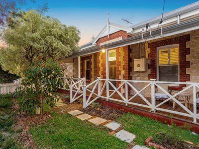 61 Thompson Road, North Fremantle WA 6159