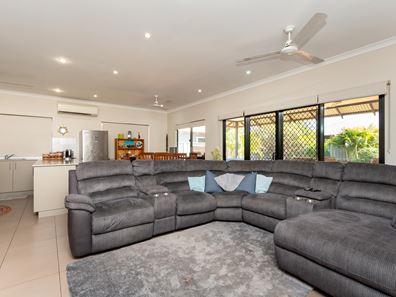 14 Tokumaru Bend, Bilingurr WA 6725