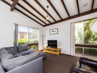 4 Leonora Street, Como WA 6152