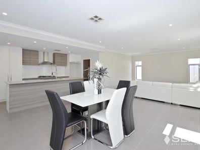 254A Grand Promenade, Dianella WA 6059