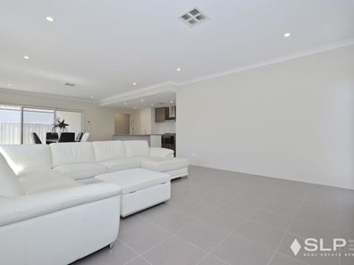 254A Grand Promenade, Dianella WA 6059