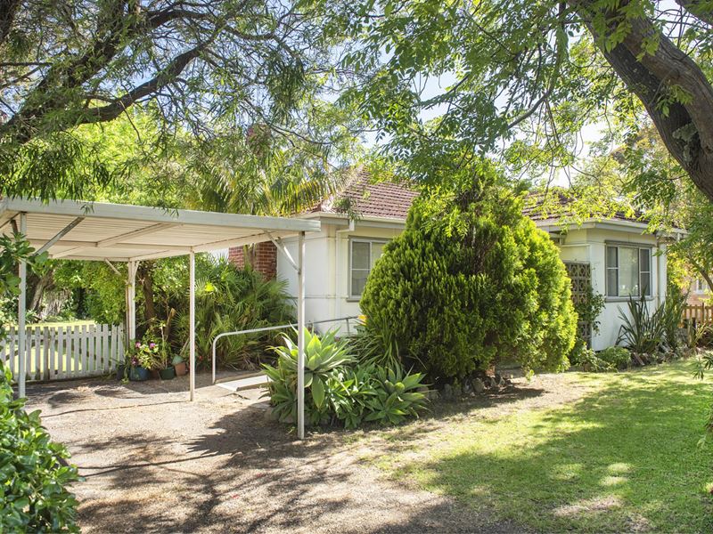 27 Harris Road, Busselton