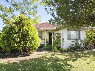 27 Harris Road, Busselton WA 6280