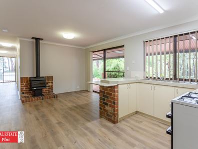 1755 Stevens Street, Mundaring WA 6073