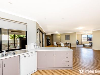 1 Starboard Way, Drummond Cove WA 6532