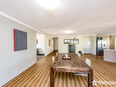 1 Starboard Way, Drummond Cove WA 6532