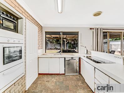 8 Osprey Way, Thornlie WA 6108