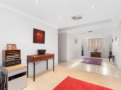 11 Stiletto Way, Canning Vale WA 6155