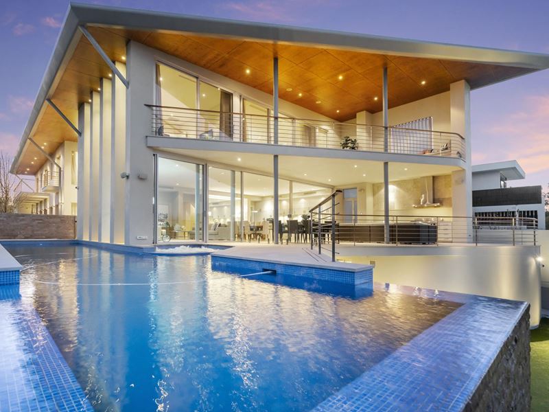 84 Burke Drive, Attadale