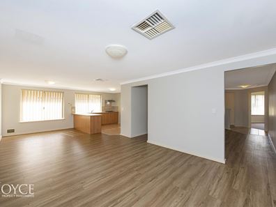 5 Hazlett Way, Canning Vale WA 6155