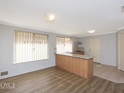 5 Hazlett Way, Canning Vale WA 6155