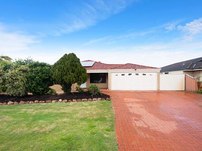 105 Dumbarton Road, Canning Vale WA 6155