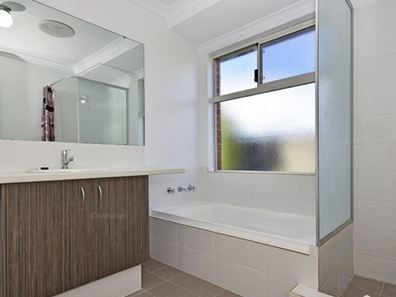 57 Cochrane Loop, Aveley WA 6069