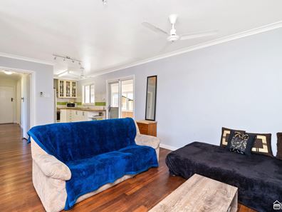 14 Benjamin Street, Armadale WA 6112