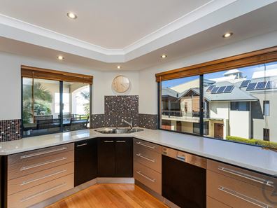 5/27 Breakwater Parade, Mandurah WA 6210