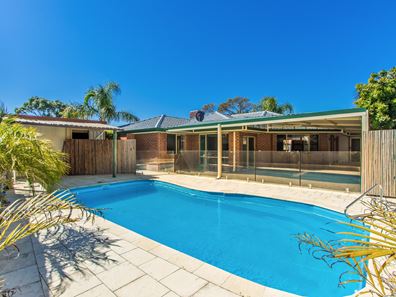 2 Mission Place, Cooloongup WA 6168