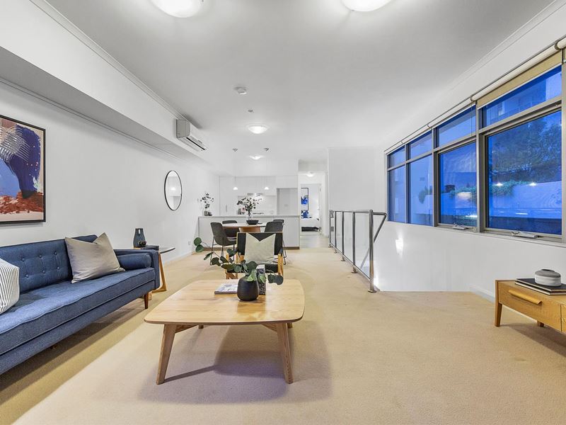 18/2 Bremer Promenade, East Perth WA 6004