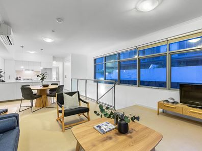 18/2 Bremer Promenade, East Perth WA 6004