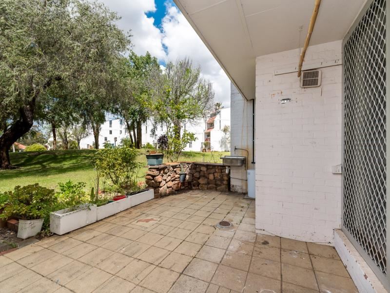 65/12 Wall Street, Maylands