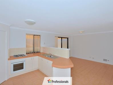 6 Ebony Court, Halls Head WA 6210