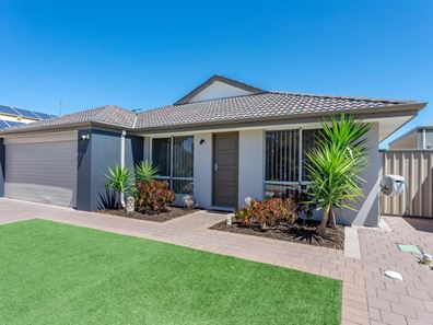 39 Elkhorn Avenue, Southern River WA 6110