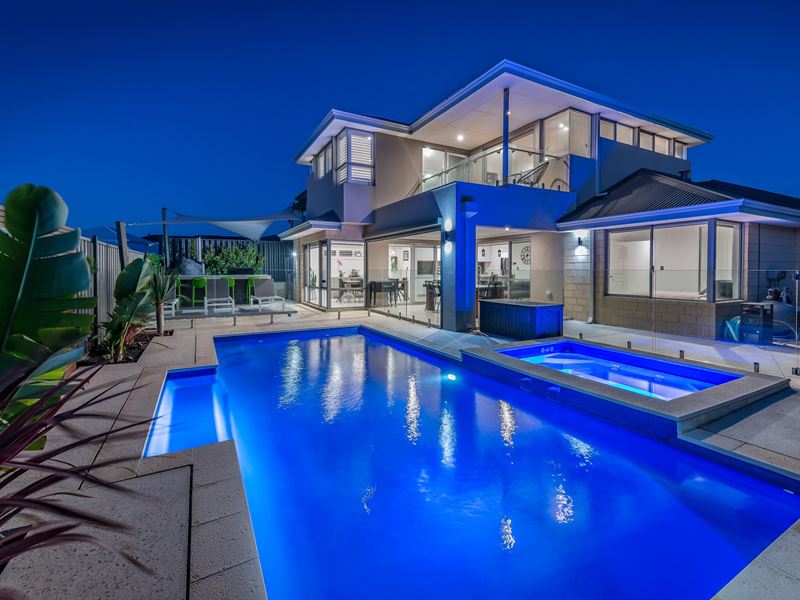 72 Venice Entrance, Iluka