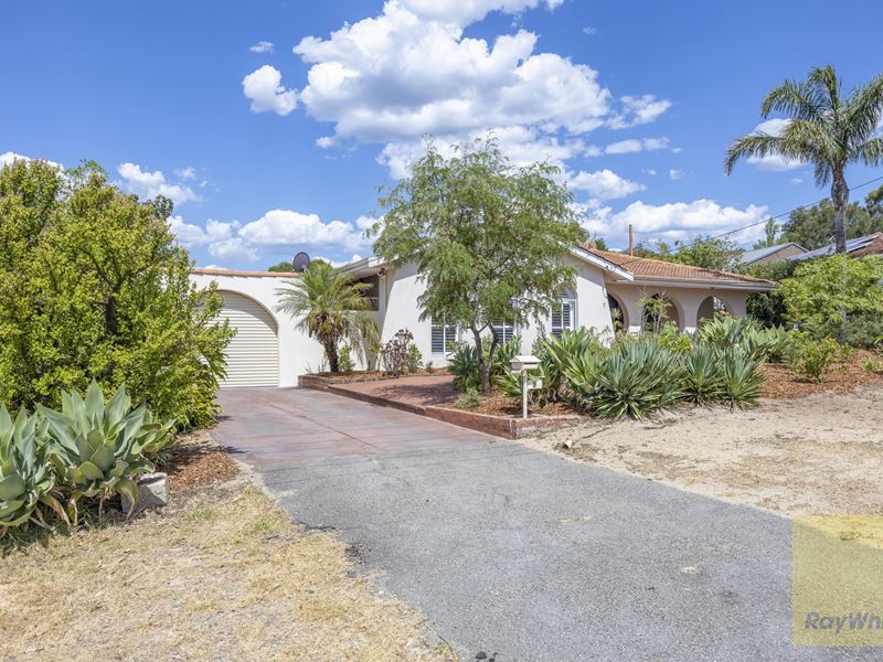 9 Scenic Drive, Maida Vale