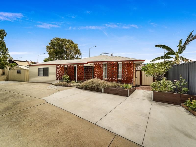 9 Marie Court, Atwell WA 6164