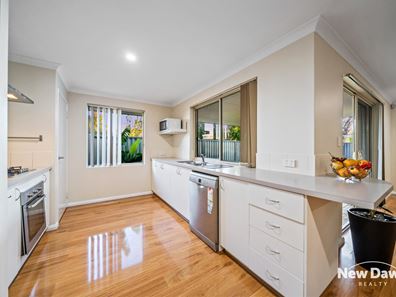 11 Duvall Parkway, Aveley WA 6069