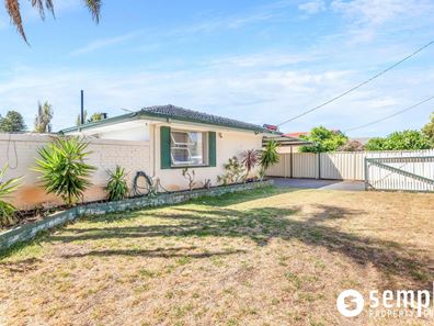 32 Cygnus Street, Rockingham WA 6168