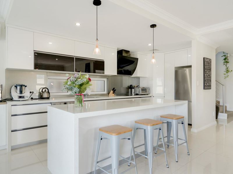 2/86 Hamilton Road, Spearwood