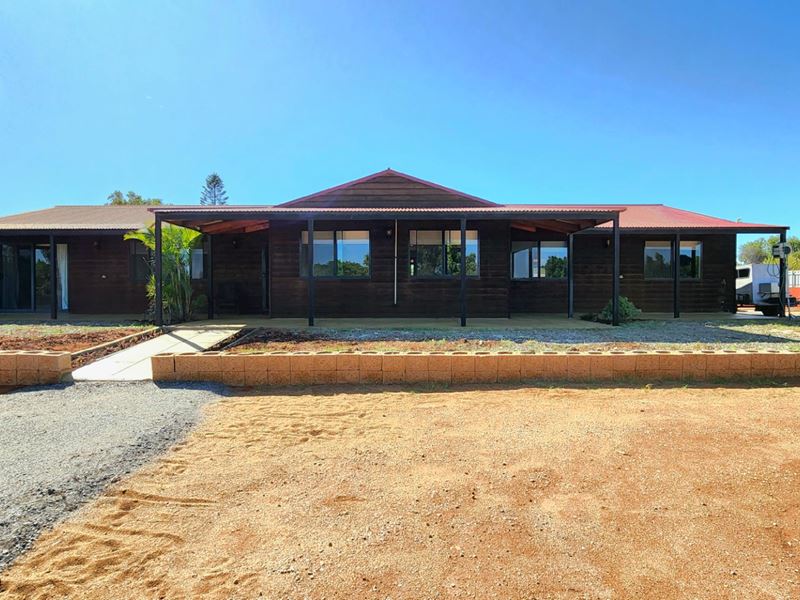 1006 North West Coastal Highway, Carnarvon