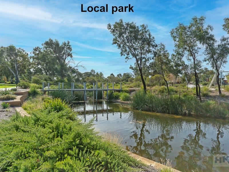 10 Lago Promenade, Aveley WA 6069