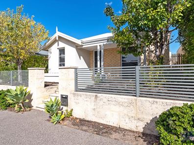10 Lago Promenade, Aveley WA 6069