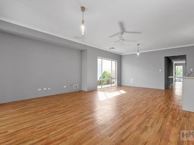 10 Lago Promenade, Aveley WA 6069